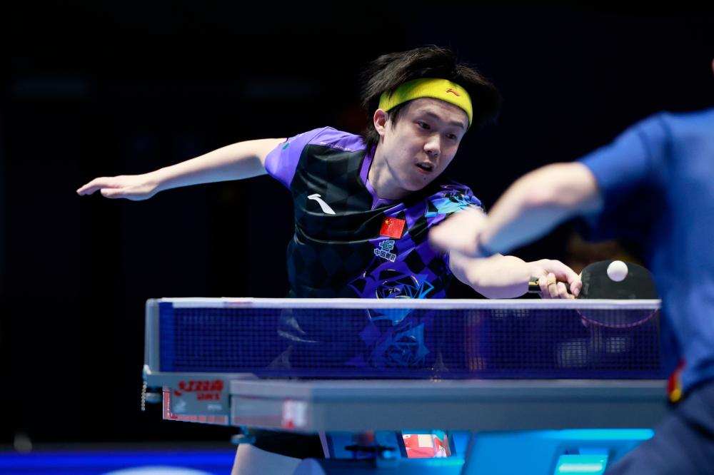 拉贾波夫国际象棋生涯全景解析从天才少年到世界顶尖棋手的战略之路
